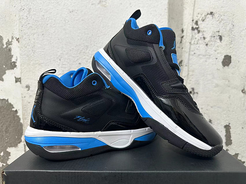 Jordan permanece leal 3 40-46